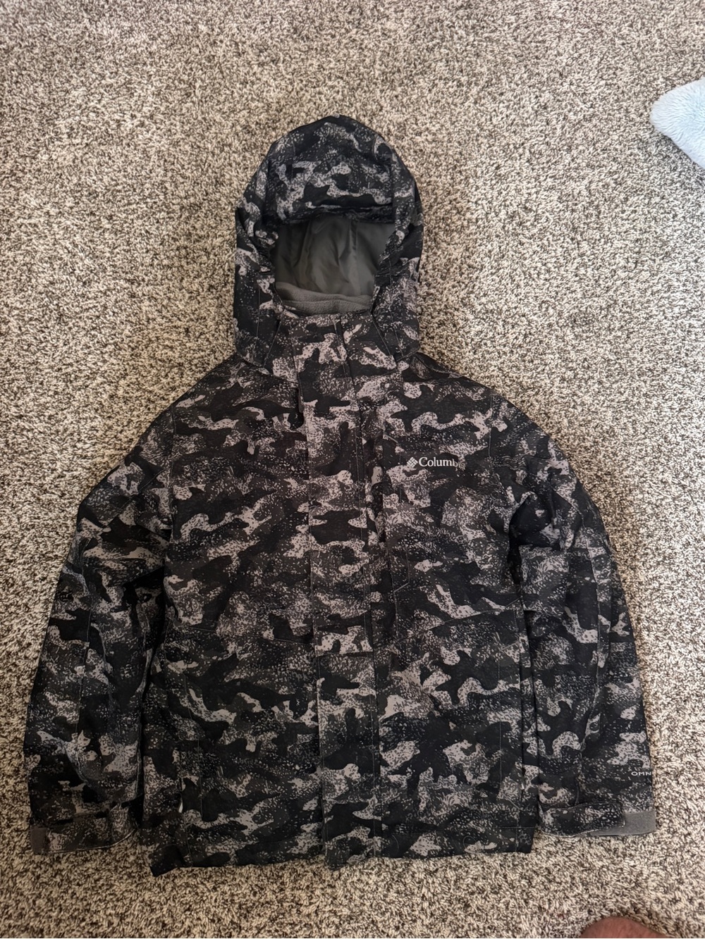 Columbia Men’s Black & Gray Camo Hooded (grow with me) Jacket